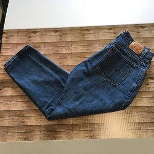 Levi's 550 Classic Relaxed Tapered jeans EUC sz 14